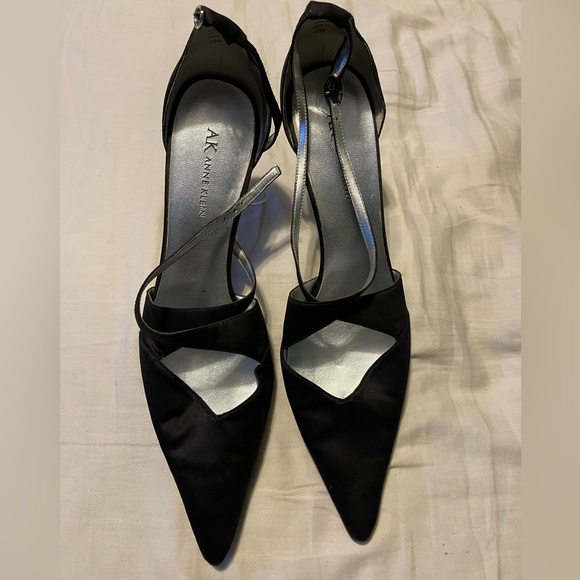 Anne Klein Shoes - Anne Klein Women's Black Pointed Toe Heels